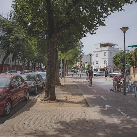 Acogedor Apartamento En Triana セビリア エクステリア 写真
