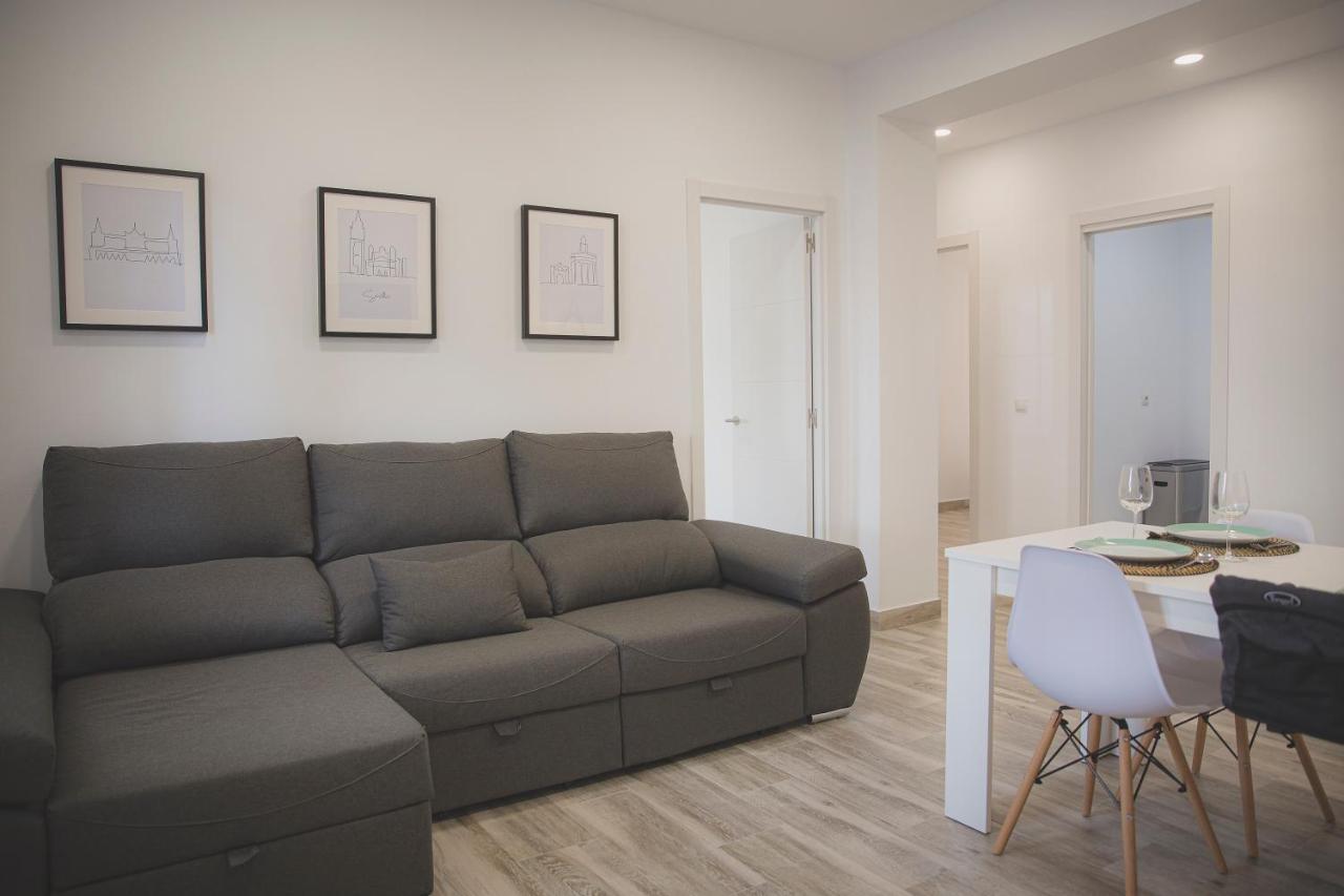 Acogedor Apartamento En Triana セビリア エクステリア 写真